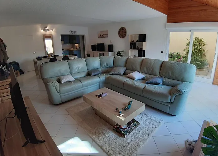 Superbe Appartement De 94M2 Avec Vue Sur Le Fort St Elme